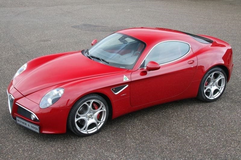 Autoporno: Bloedmooie Alfa Romeo 8C Competizione