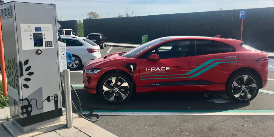 Met de Jaguar I-PACE in de Zoute GT Tour